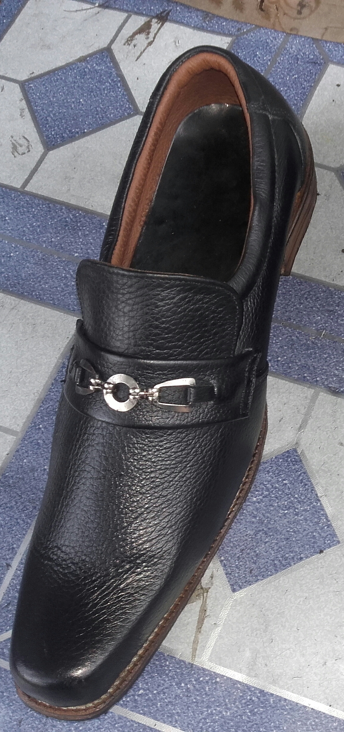 Hand made  lather shoes 