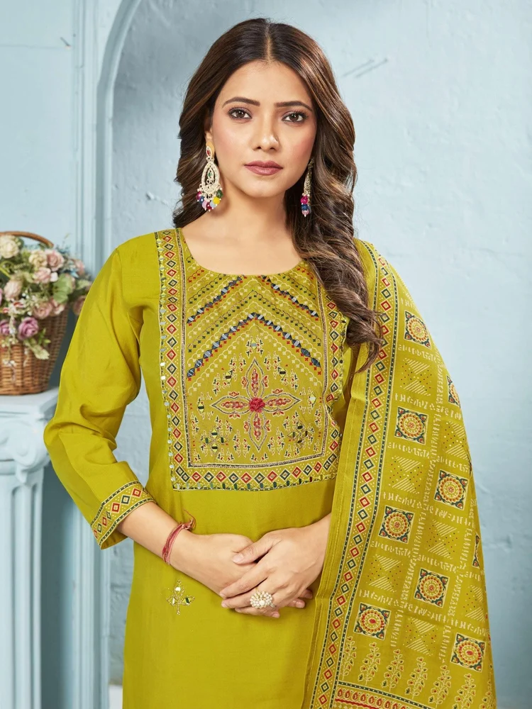 44KBD01-561 Ladies Kurta Pants Sets