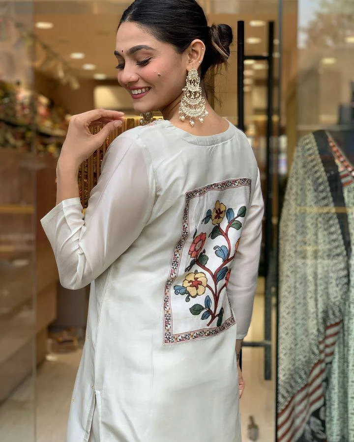 50KBD14-DRASHTI Women Kurta Set Wth Dupatta Manufacturer