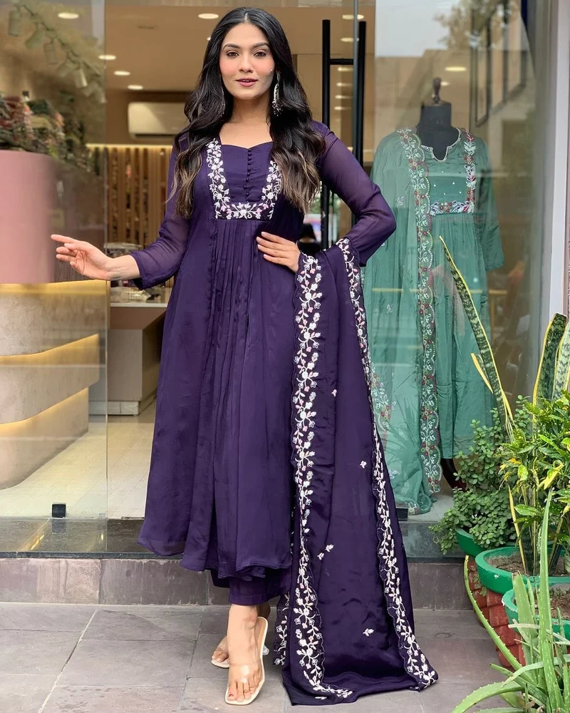 52KBD01-KHANAK Women Kurta Set Wth Dupatta