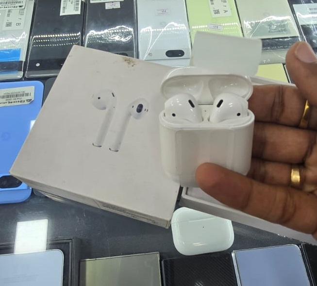 Apple airpod 2nd condition