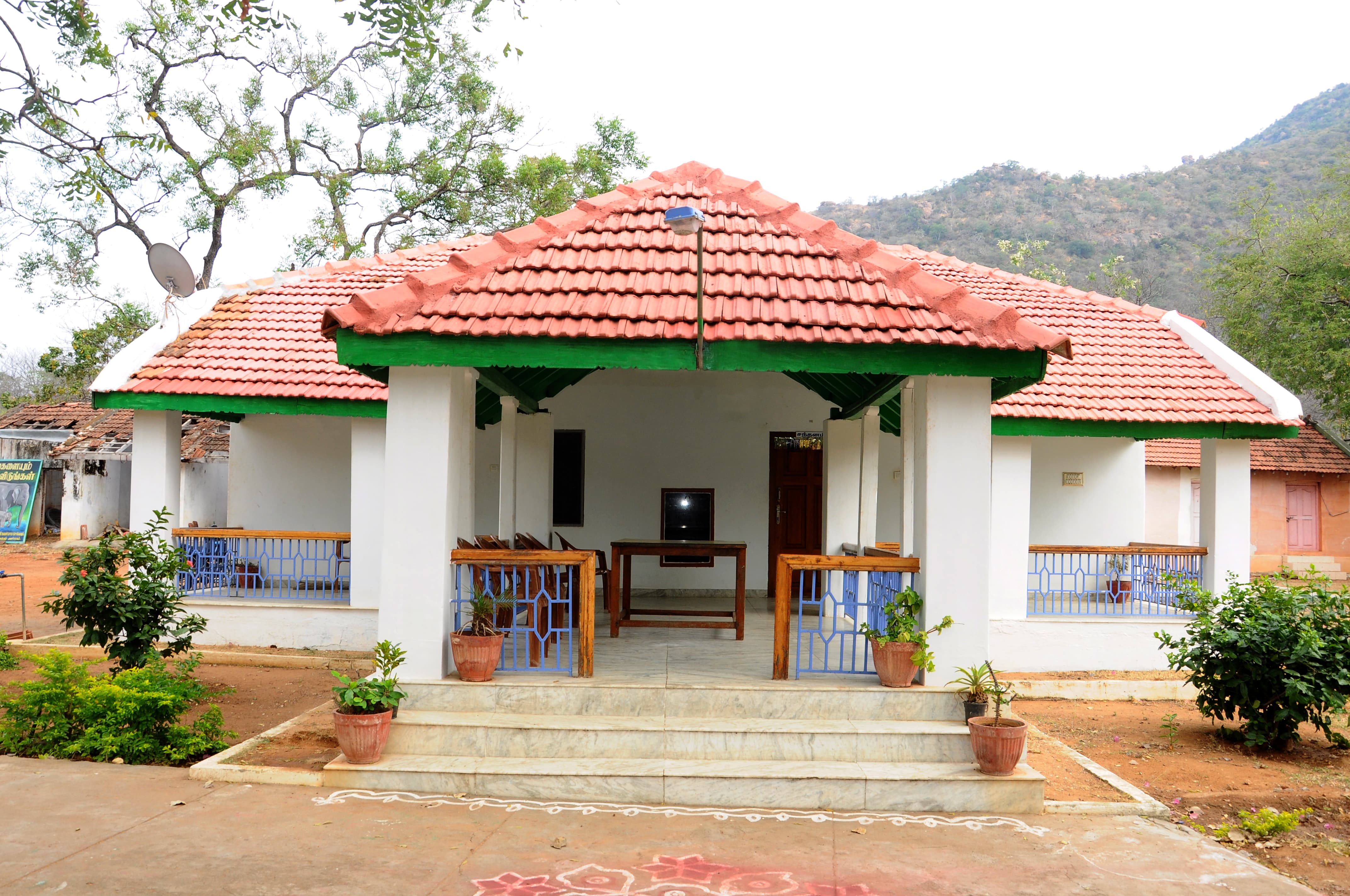 Best Place to Stay near Hogenakkal Falls   Hogenakkal Chinnar Guest House