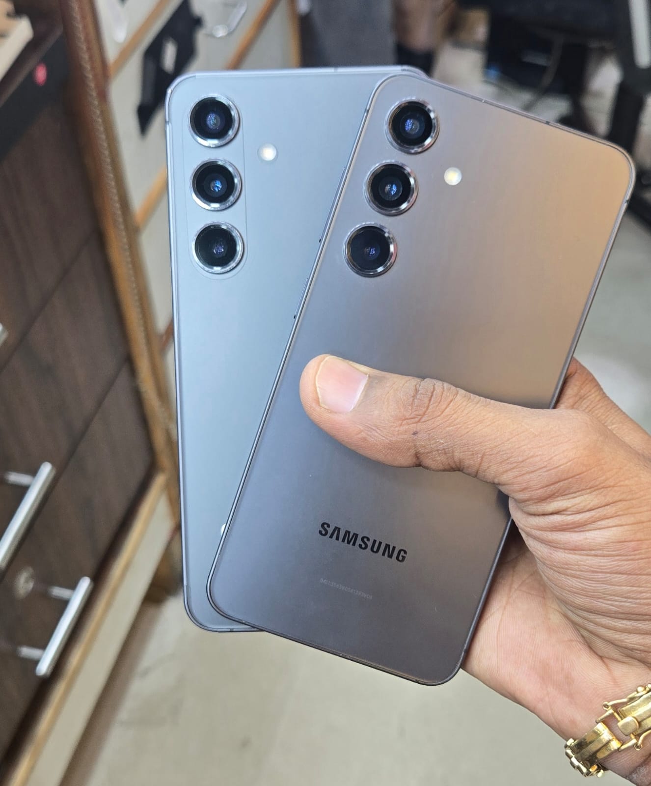Samsung S24