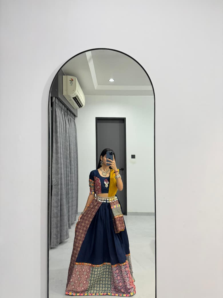 Trendy Navratri Outfit     Lehenga Choli